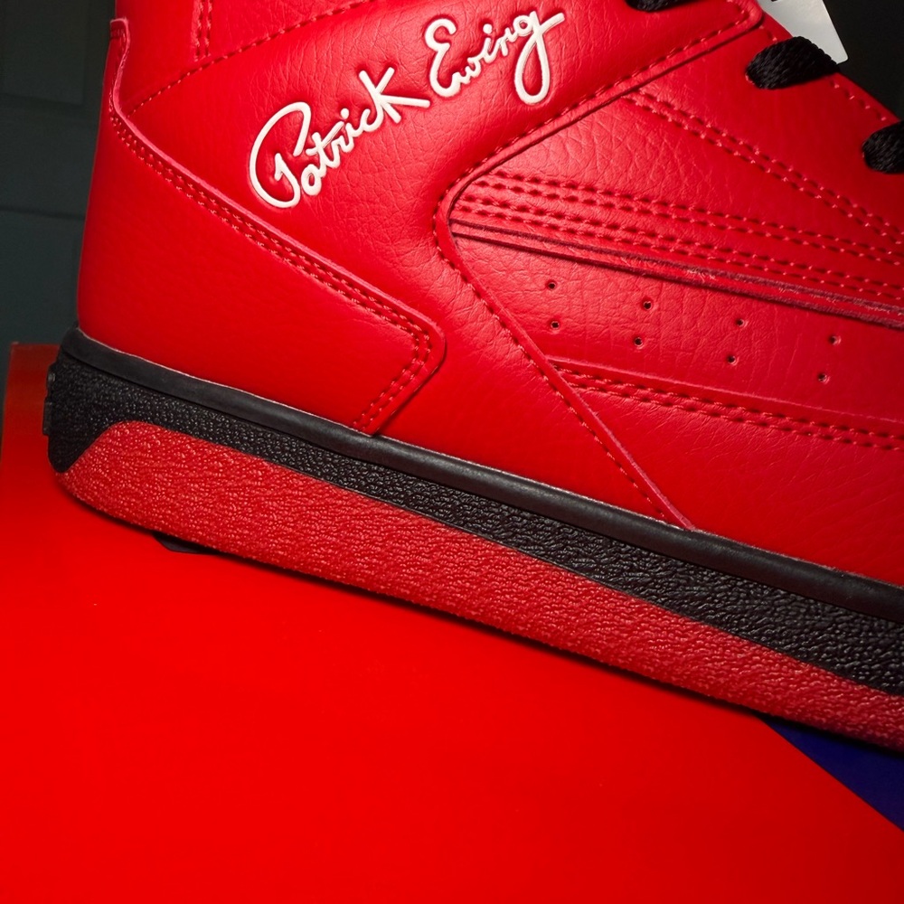 Patrick Ewing Orion non-strap Red and black size 10 - Picture 2 of 5